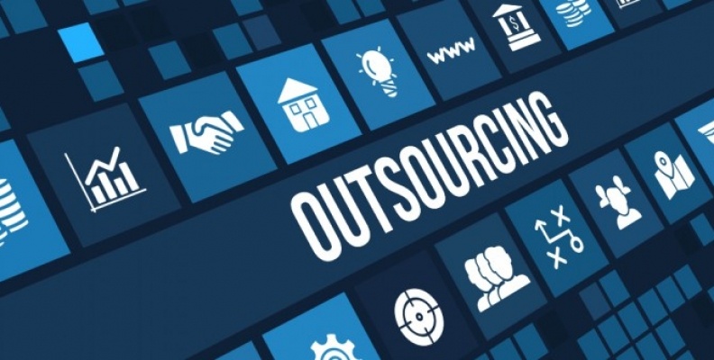 Outsourcing không chỉ được thực hiện trong phạm vi lãnh thổ một nước mà còn là xu hướng mới của các cường quốc thế giới. 